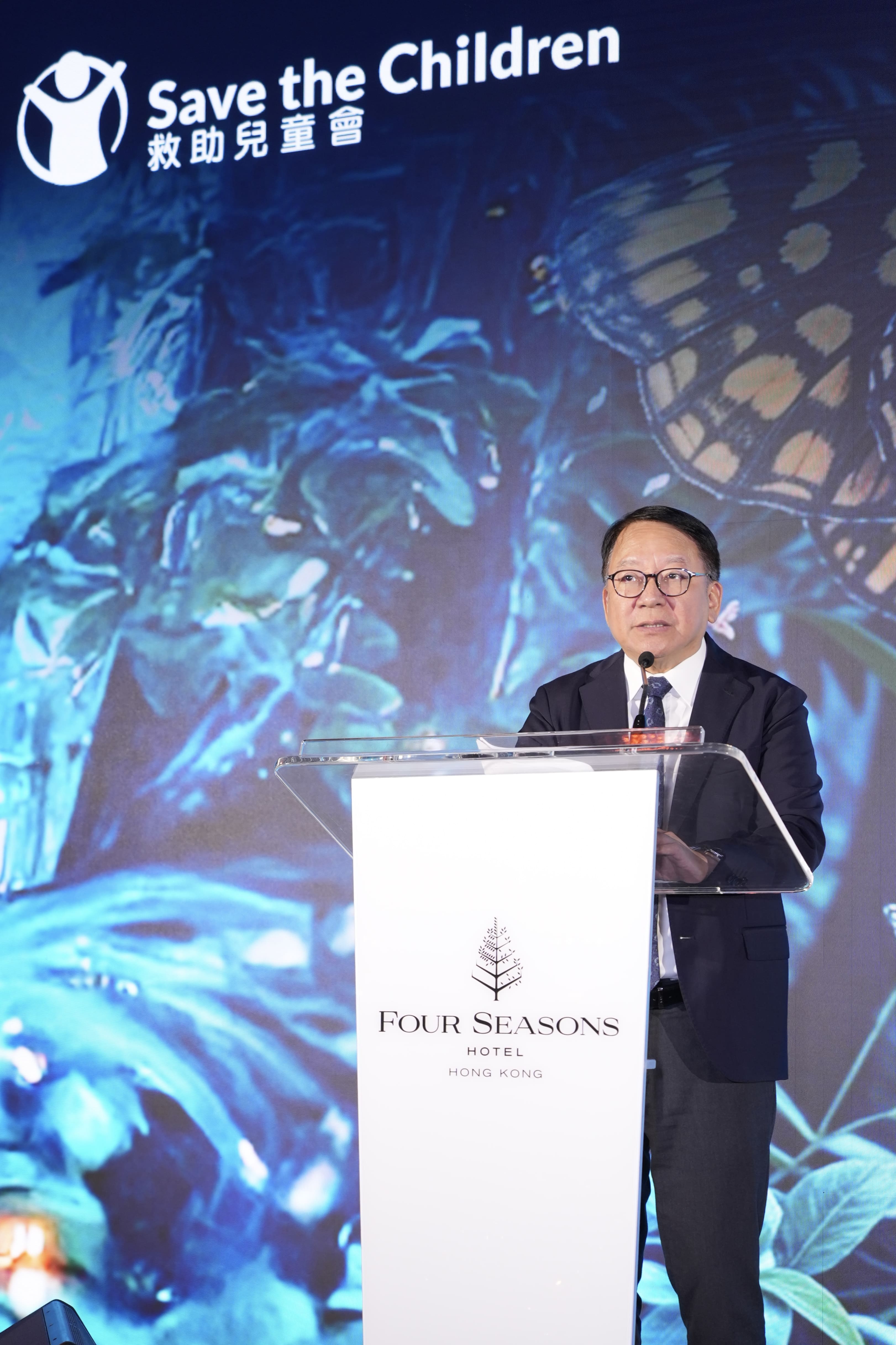 Mr KK Chan, the Chief Secretary for Administration of the Government of the Hong Kong Special Administrative Region, spoke in the Gala and called on all sectors to join hands in creating a hopeful environment for children to grow up in.